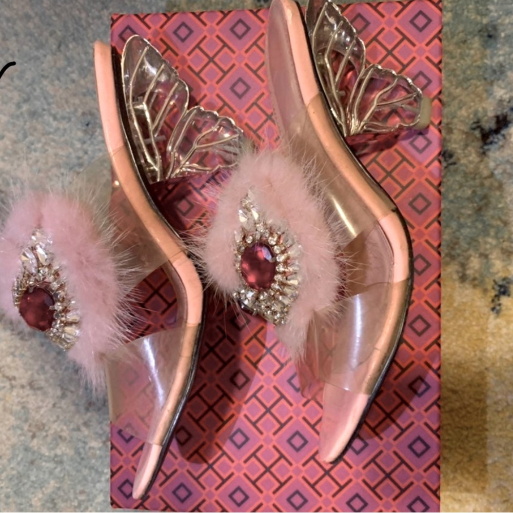 crystal details butterfly shape sandals